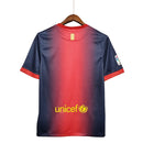 Camisa Barcelona Home 12/13 Retrô - Azul e Vermelha + Patch Campeão Mundial 2011 - Futx Brasil